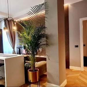 V28 Apartment